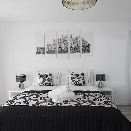 Lion's Unirii Apartamento Bucareste